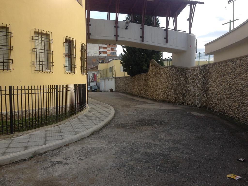 Eco Garten Guest House Shkoder Bagian luar foto