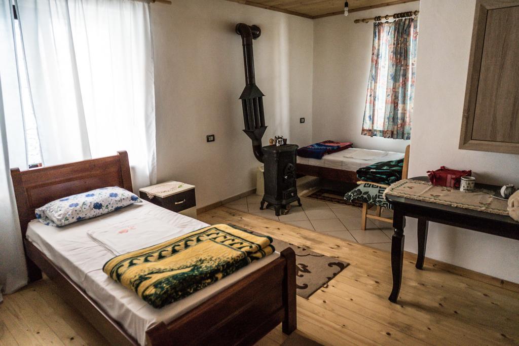 Eco Garten Guest House Shkoder Bagian luar foto