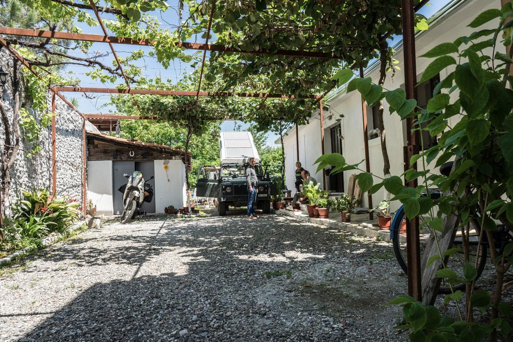 Eco Garten Guest House Shkoder Bagian luar foto